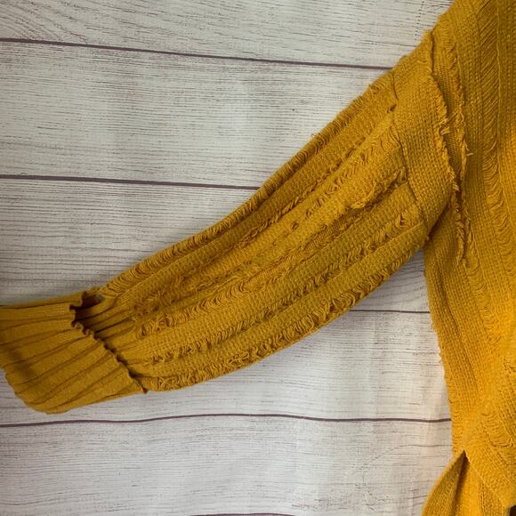 Gilli Yellow Turtleneck Sweater with Cuffed Long Sleeves High Low Size Medium - Picture 16 of 16